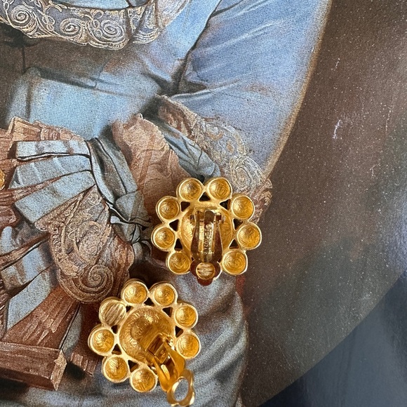 Givenchy Petite 3/4” Gold tone Clip-on Earrings - Picture 3 of 5